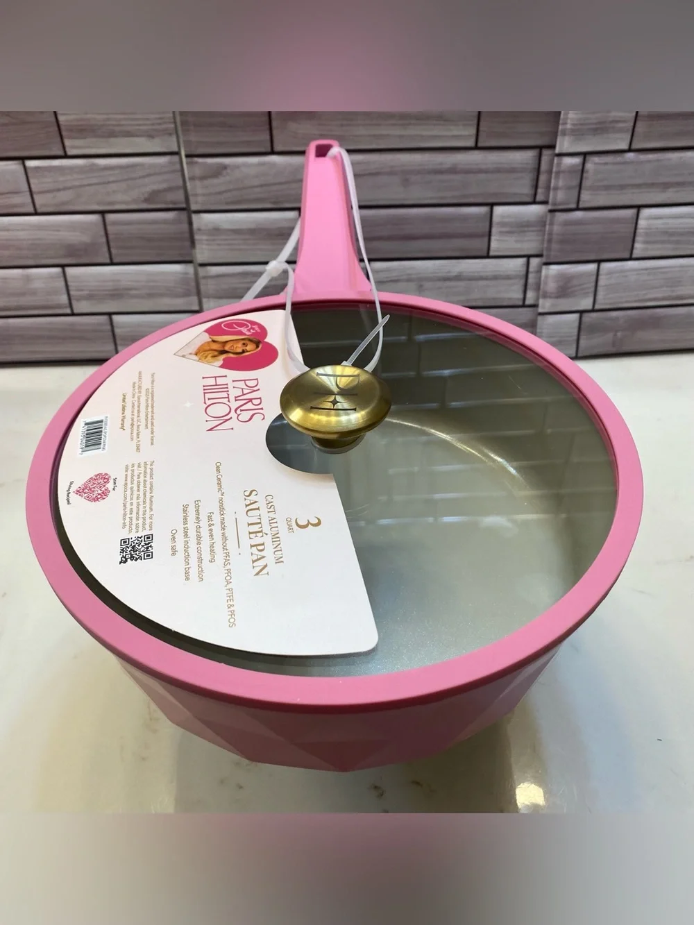 Paris Hilton❤️ 3 Quart Pink Cast Aluminum Sauté Pan Raised Diamond New